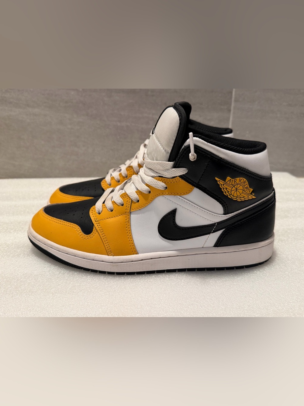 Nike Air Jordan 1 Mid Men's Sneakers - Yellow/Black/White
